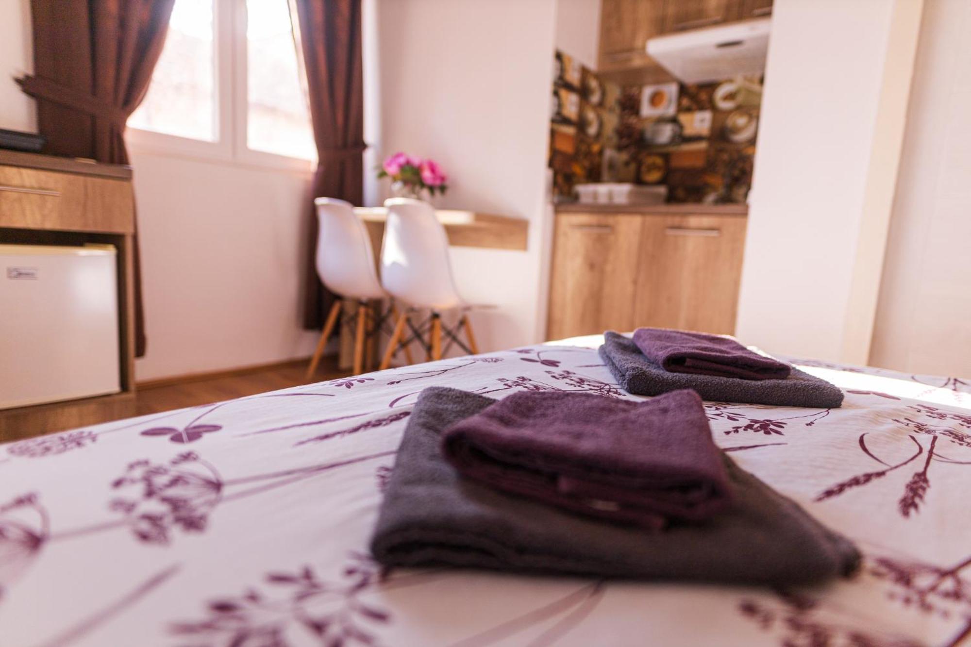 S&N Apartments Ni Oda fotoğraf
